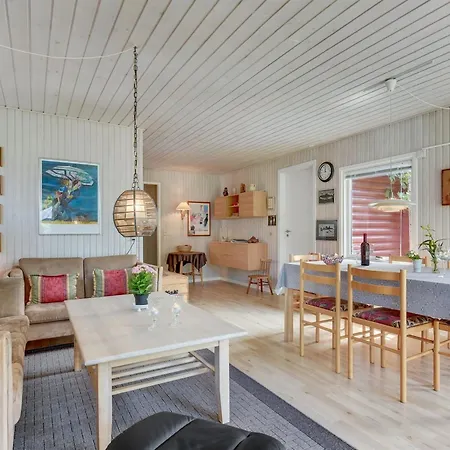 Tess - 50m From The Sea By Interhome Feriehus *
